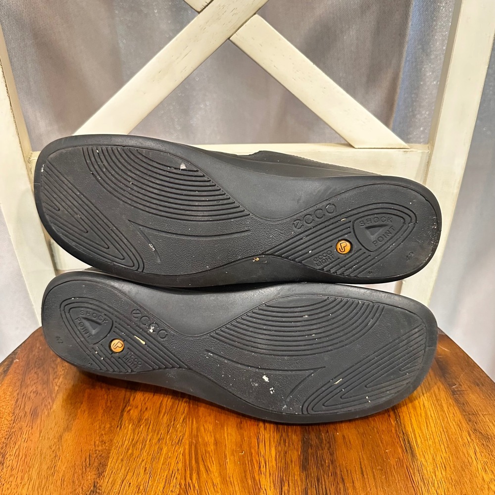 ECCO Mary Jane Flats Womens 42 Black Leather T-Strap Comfort‎ Walking Shoes - Picture 6 of 12